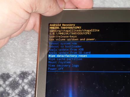 老平板开不了机或死机的情况下,教大家如何正常开机使用。(教程) #三星刷机教程 #平板电脑