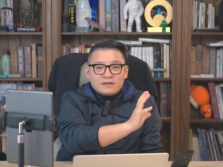 中国哪个公司,能做出ChatGPT?#ChatGPT #百度 #财经故事