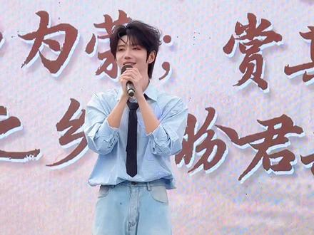 欣赏普普原声版自己写的推荐家乡的词
郝熠然真的很棒,郝熠然全肯定~
一字一句全是对家乡的祝福~
郝熠然你的好我有真真切切的感受到~
#菏泽 #菏泽牡丹 #冠宇牡丹园 #郝熠然