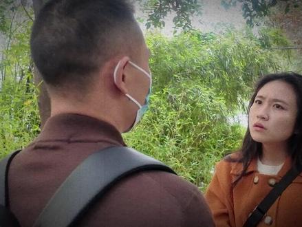 2023年,来自四川的小王,刷到一家名为西安学海教育发布的广告,称执业医师证花钱可包过,于是小王东拼西凑了28万元交了学费。如今两年的时间过去了,考证的事没下文、钱也追不回来。(记者:冉梦鑫 魏冬 编辑:刘潞萌 审核:秦延庆 董维)#医师证 #咋办咋办 #骗局