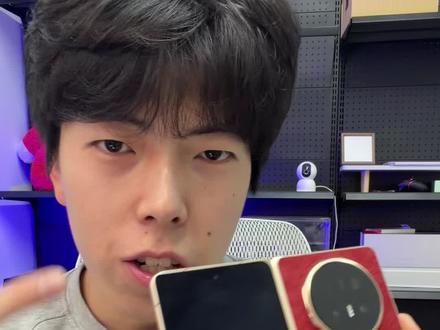 屏幕再次进化,#荣耀MagicV6 黑钻屏幕实测体验#折叠屏手机