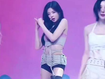 击逆袭召回!That's a no no
MCD竖版直拍数据出炉#ITZY #thatsanono #KPOP #申留真