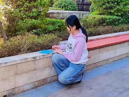 你知道(丿乚)这二个字读什么吗? #生僻字 #神奇的汉字 #生僻字大挑战