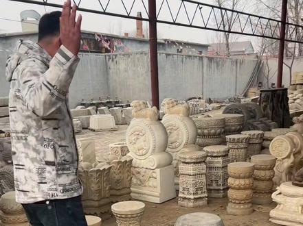 每天下乡收货,把收回来的老石器摆放在这里,日积月累,越积越多,我的小院#百年老石器民俗老物件 #一线下乡收老物件 #庭院摆件 #器物之美 #石来运转