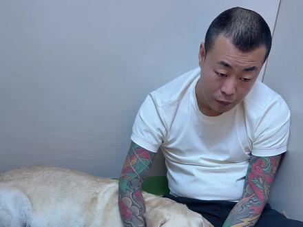 大夫告诉我们做好心理准备,怀疑肿瘤可能比较大