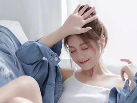 天气太热,不想出门,居家如何拍出美美的私房照?#美女私房#辣妹拍照姿势 #爱伦映画#自拍#私房照