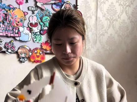 拼豆进阶版!会变色的拼豆! 白鸭变烤鸭!遇到紫外线就会变色的拼豆!#拼豆大师 #创意手工 #手工爱好者 #拼豆