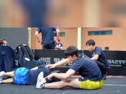 9月3日在韩国平昌举行#2023乒乓球亚锦赛 中国队莎头不参加混双,让日本队张本智和早田希娜看到了夺金的希望,完全忽略其他对手,中国队的#林高远 王艺迪,#梁靖崑钱天一 能答应吗?他们能夺得混双金牌吗?为中国队打Call✊!#王楚钦孙颖莎 #冠军