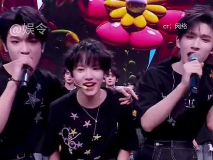 有新音的实感了,四代在彩排了 #杨博文 #张函瑞 #王橹杰 #陈浚铭 #TF家族四代