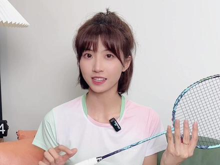 新买的球拍需要把底胶撕掉吗?#羽毛球#嘉嘉羽毛球 #川崎手胶