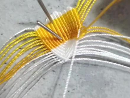 #感谢抖音我要上热门 #原创手作 #纯手工编绳 ,升级版牡丹花详细孝教程,第二层十六线40厘米共参考