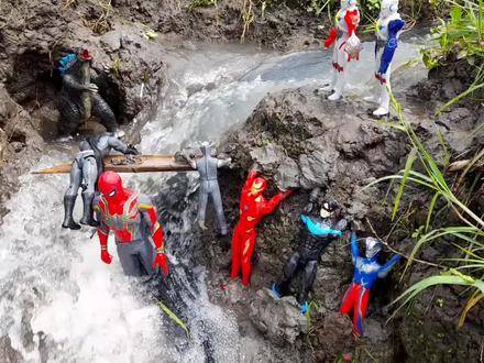 哥莫拉威胁奥特曼,不给它肉吃,就毁了奥特曼总部! #奥特曼玩具 #奥特曼 #玩具