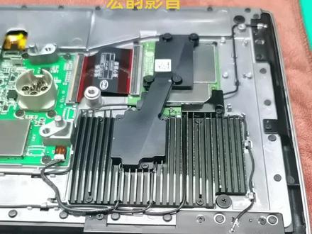 比亚迪多媒体不开机 黑屏重启 卡标维修!比亚迪唐……!