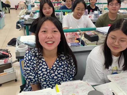 #高考加油 #毕业快乐前程似锦 #这大概就是青春的样子 人生长路 只能送此一程 愿你们回来时依旧是最好的你们❤️