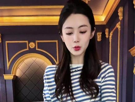 小小101 #小小101 #牛仔裤 #破洞牛仔裤 #牛仔裤搭配 #穿出自己的风格