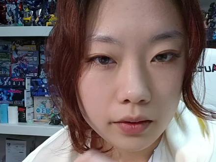 良子在良子模仿大赛中获得了第二名的好成绩,味儿真足!
#良子 #板面 #味真足