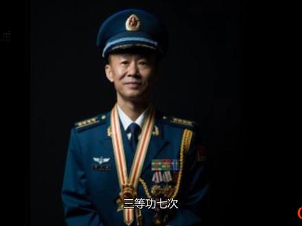 5次一等功11次二等功13次三等功!他颠覆了我对现代军人的认知