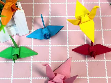 一起来折千纸鹤,非常简单,一起试试吧#折纸教程儿童
