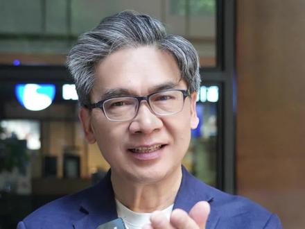面对偏心的父母,我们能怎么做?面对难相处的父母,我们又该怎么办?真能狠心做到不管他们吗?#父母 #子女 #孝顺