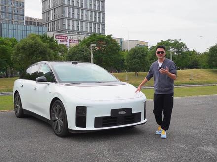 累计销量10万辆?试驾理想i6,操控隔音把我整心动了 #试驾评测 #销量 #理想i6