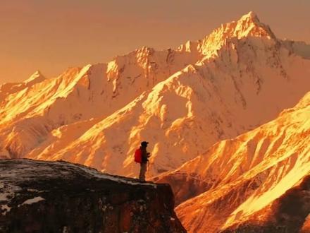 喜马拉雅山你受罪了,但一定要挺住啊 #喜马拉雅山 #印度空气污染 #雾霾 #内容启发搜索