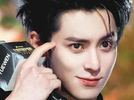 建议王鹤棣最近不要上网#王鹤棣