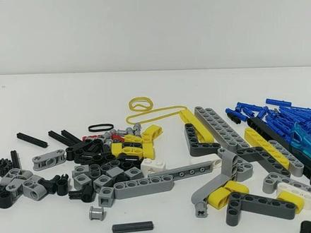 乐高弹夹拉栓手枪的教程(1)#乐高积木玩具 #拼装玩具 #乐高积木搭建 #国产乐高积木 #乐高积木 #我要上热门 #积木枪 #拼装 #拼装模型 #活了叫我 #好东西一起分享 #乐高 #男孩玩具 #动手动脑 #日常水视频 @木子饭团(15号管理员)@DOU+小助手 @抖音小助手