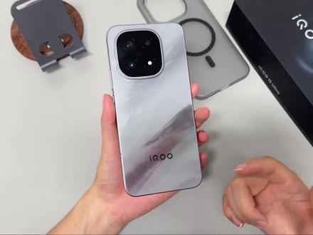 IQOO15新机必备设置,进阶版教学,实现轻松无广,丝滑流畅 #IQOO #IQOO15 #数码科技 #新机设置 #钢化膜