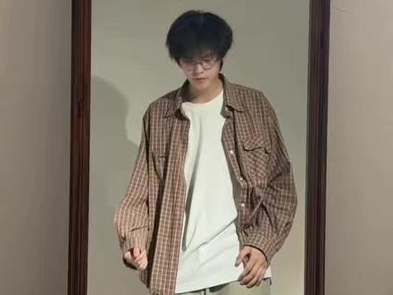 摇滚版的有点带感呀哈哈 #绿光#瞎跳跳 #卡点舞