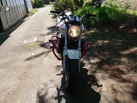 黄龙600出来走两步~本田Hornet黄蜂600,出了名的操控好?