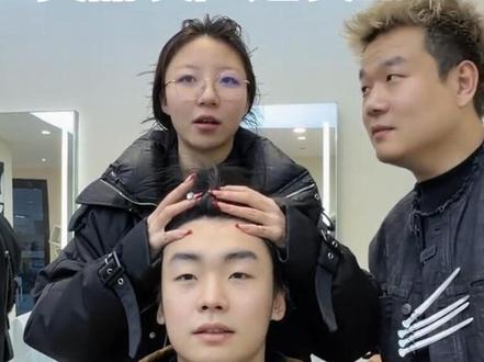 听说男生的发型是男女朋友的共同追求 是不是所有女生有了男朋友之后 都会变身托尼老师严格把关他们的发型 留学生们一起来看看好打理的新发型#太原发型设计阿辉 #太原烫发 #太原染发 #太原男生发型设计辉哥 #太原美发店