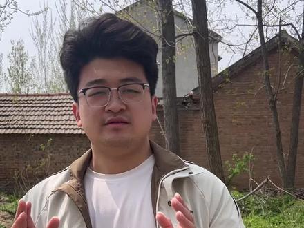 路祭和烧纸磕头时,先跪左腿还是先跪右腿,这里面有什么讲究吗?#磕头 #路祭 #烧纸