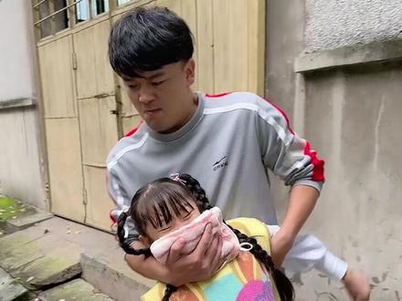 孩子被陌生人抓走,妈妈该怎么办?孩子被抓走《第一集》#儿童安全 #正能量 #欧阳一家