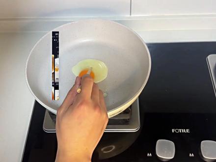 本来以为蛋神已经天下无敌,居然还有挂面神