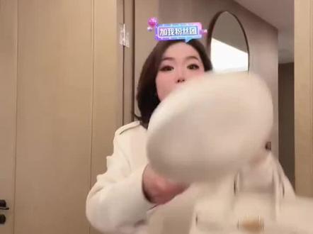 简单高级感外套,白女穿搭必备单品#时髦精 #高级感穿搭 #尹千金#开春搭配 #ootd穿搭