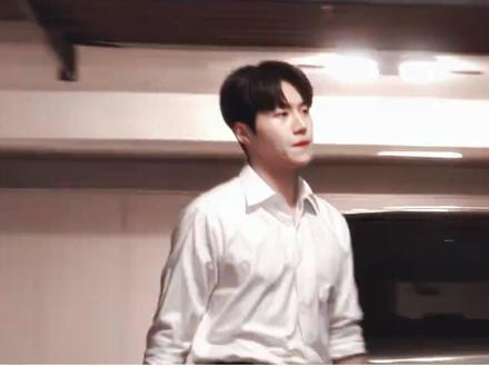 所以金宣虎其实是处理问题,不是承认问题#金宣虎#韩娱#爱情怎么翻译#车银优