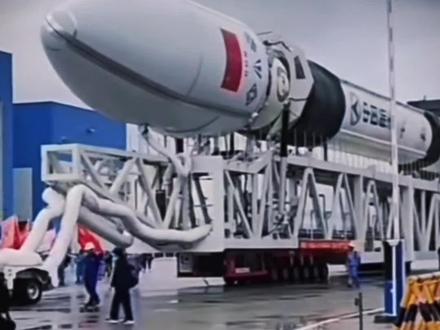 长征十二号与十二甲:别再混淆!它们是“文昌单次能手”与“酒泉回收专家”
还在对长征十二号和十二甲犯迷糊?这俩是航天领域的“职能特长生”!长征十二号是“文昌单次能手”,凭液氧煤油和4台发动机,完成发射就“圆满谢幕”;长征十二甲是“酒泉回收专家”,靠液氧甲烷与7台“龙云”发动机,一级可回收“反复闯关”。虽说箭体直径都是3.8米,一个是一次性“任务终结者”,一个是可回收“成本突破者”,发射场和技术路径大不同,这下该分清了吧!
#商业航天#火箭回收
#中国航天 #创作者中心 #创作灵感