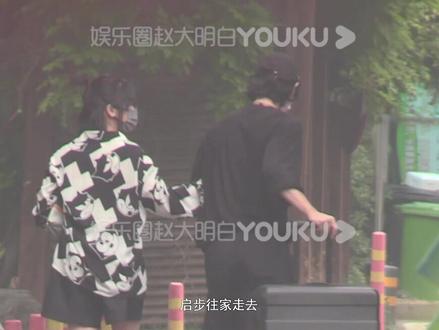 #沈月孙宁挽手回家 这画面何止"小美好"简直就是"大美好"呀~#女明星日常 #高甜来袭