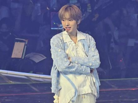 这套完全是哥哥🥺db完成的也很好我们小崽 感觉越来越瘦美了TT
#nctwish #sakuya #藤永咲哉 #sbs歌谣大战 #surf