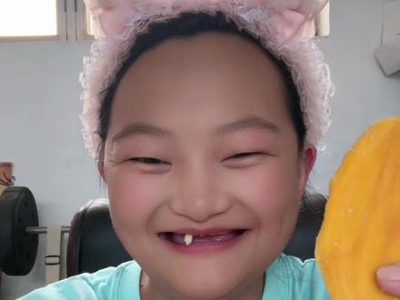 甜蜜蜜进口的芒果干肯定不一样,小小芒果干拿下拿下#上热门