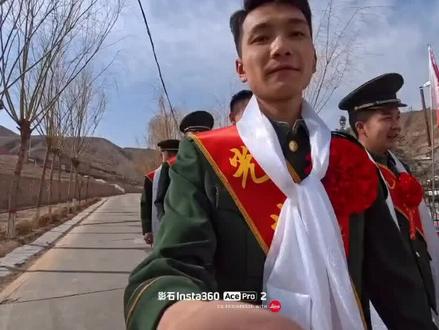 这趟走了1825天的车,终究还是到站了,于是我也告别了我的第二故乡.