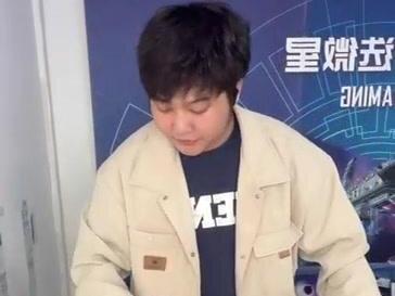 接上个视频漫步者R303BT音箱,它来了