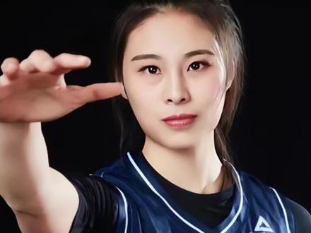 谁记得王思雨这球?经典永载女篮史。@抖音热点 @抖音粉条#抖音体育#中国女篮#王思雨