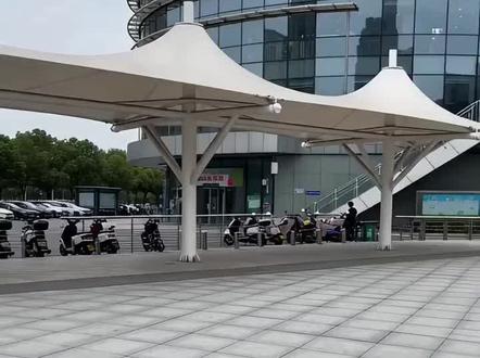 来来来,考考你#街头脑急测评 #Seedance2.0 #即梦ai #ai分身戏精大赛#我的ai分身杀疯了