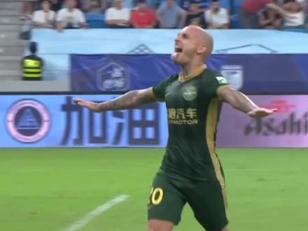 中国足坛最新消息:浙江队外援米特里策将入选9月份的罗马尼亚国家队。上海申花队特谢拉大概率缺阵本轮的上海德比。山东泰山队门将于金永在接下来的发挥将收到球队管理层的密切关注。深圳新鹏城队卡尔采夫下轮对阵泰山队的比赛累计黄牌停赛,球队在客场对阵亚泰将是一场保级大战。埃格尔森队正式宣布前北京国安队外援阿德本罗加盟球队。广州豹和广西平果以及青岛红狮和上海嘉定汇龙的比赛将启用视频助理裁判。苏超联赛前八轮场均上座人数高达二点三万人,场均进球也达到二点五个。中超第24轮梅州客家和青岛海牛队的比赛将延期至10月4日举行。卢森堡足协对于前广西队外援热尔松开启国家队禁令。#足球 #国足 #中超#中甲