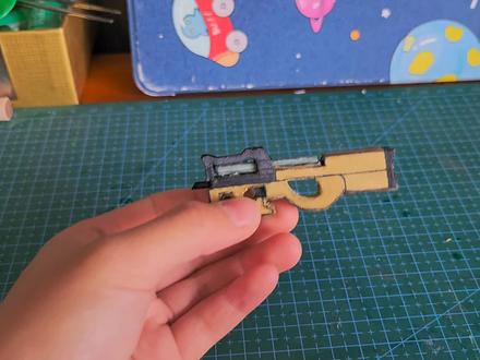 P90,还大致讲了一下做法#暗区突围 #纯手工打造