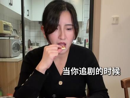 超简单!有手就会!酸奶+饼干速成提拉米苏球!太好吃了!#邪修美食 #神仙吃法 #解锁新吃法 #美食diy #甜品控