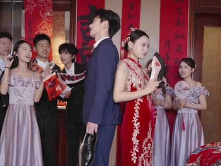 婚鞋不用藏,新娘也能玩的婚鞋零成本接亲游戏:默契大挑战,最后的拥抱的彩蛋我反复看了很多遍#pjjuu闪耀时刻婚鞋 #接亲游戏 #爱心底婚鞋 #新娘婚鞋 #婚礼跟拍