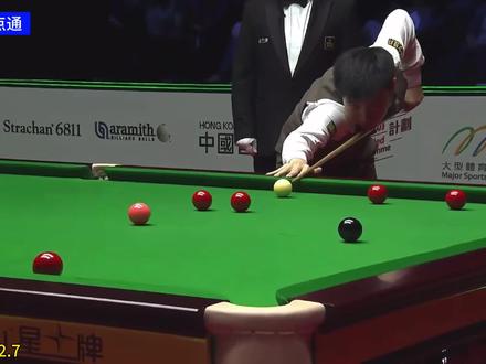 世界大奖赛:肖国栋大战赵心童,落后56分上演顶级逆转#斯诺克 #赵心童 #肖国栋 #世界大奖赛
