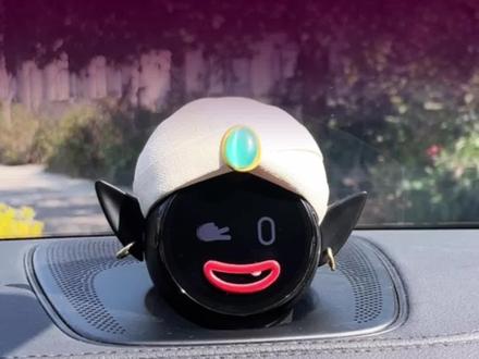 今天给我的蔚来NOMI选了个新帽子!#抖音汽车 #好物推荐🔥 #蔚来 #NOMI #nomi帽子